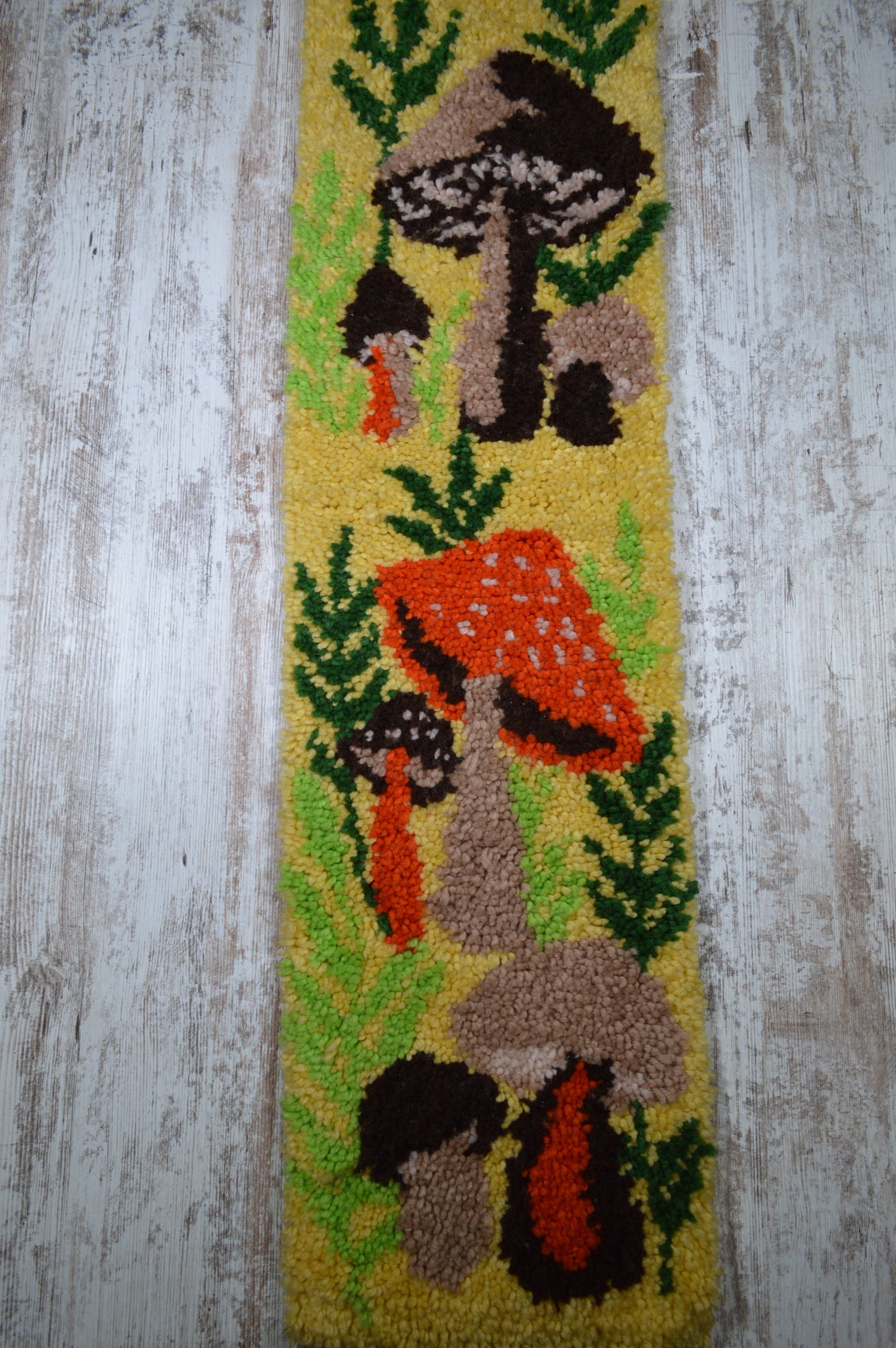 Vintage Shroom Hook & Latch Wall Hanger Carpet 1970s