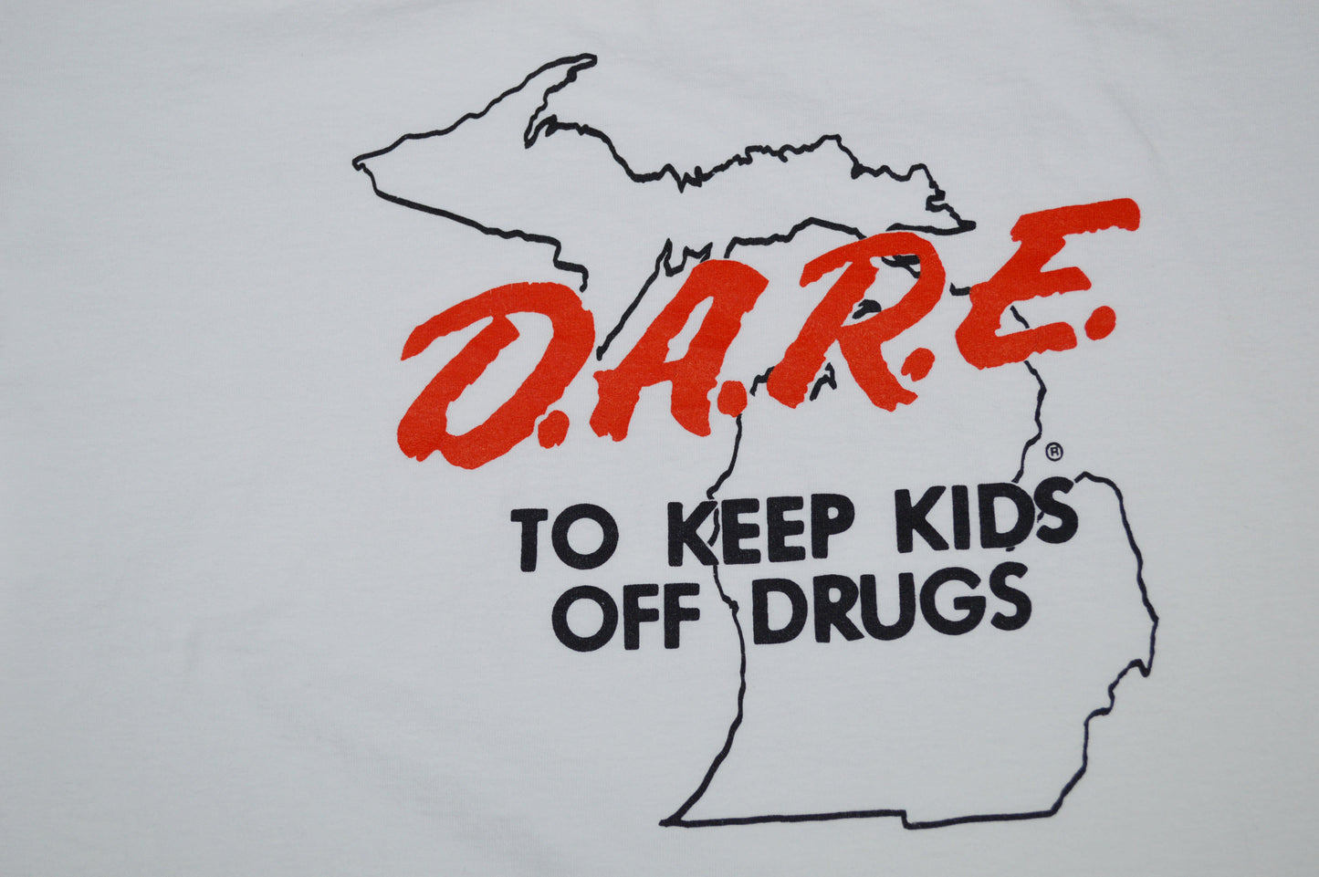 Vintage DARE Michigan Outline T-shirt 1990s.