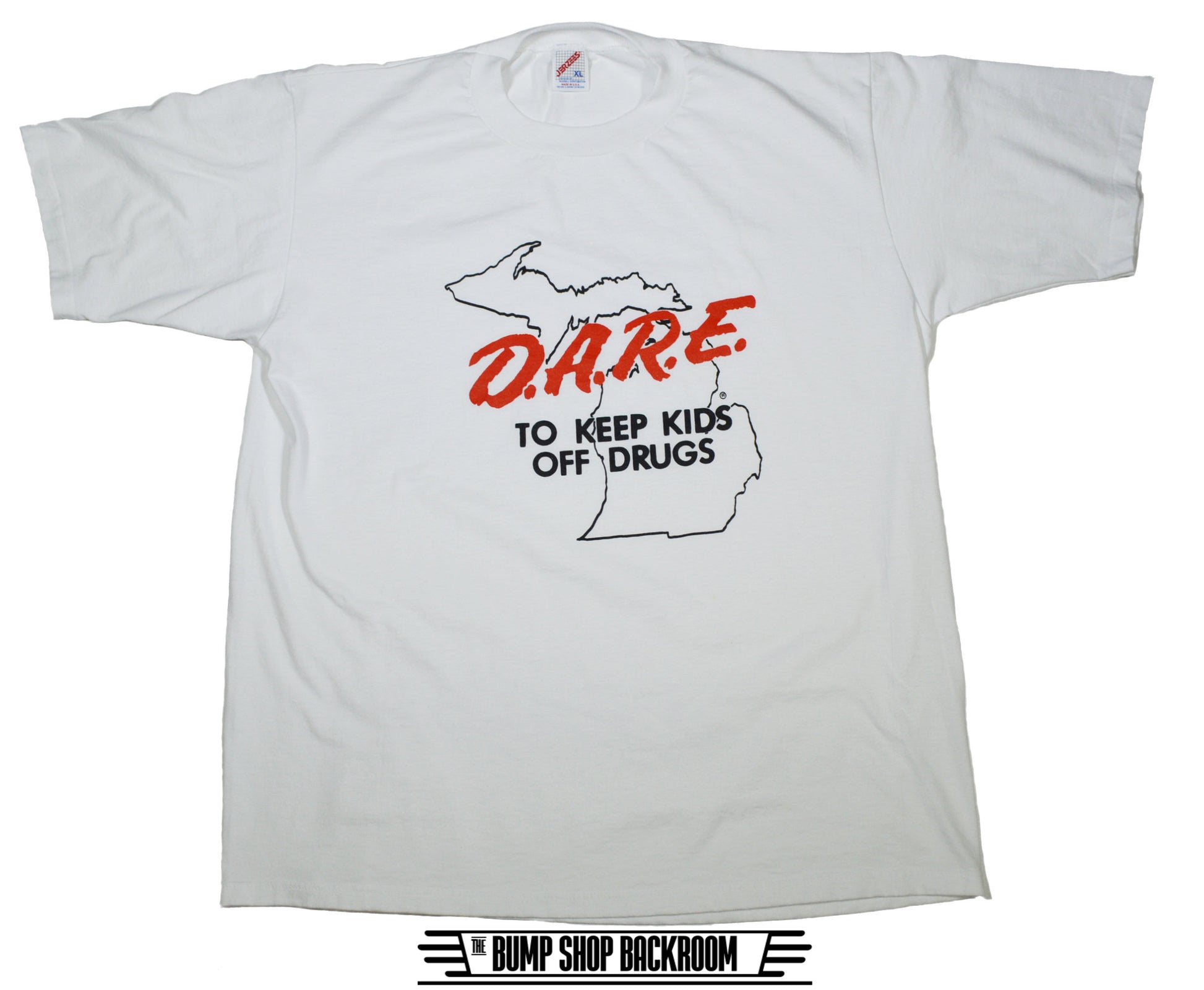 Vintage DARE Michigan Outline T-shirt 1990s.